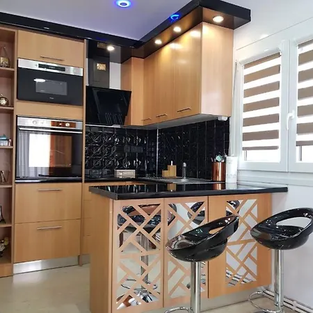 Perea 5 Star Appartamento