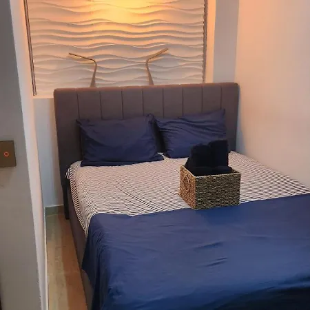 Perea 5 Star * Peraía