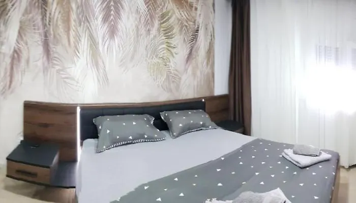 Perea 5 Star Apartamento