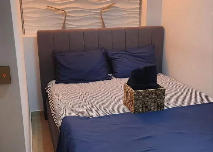 Perea 5 Star * Peraía